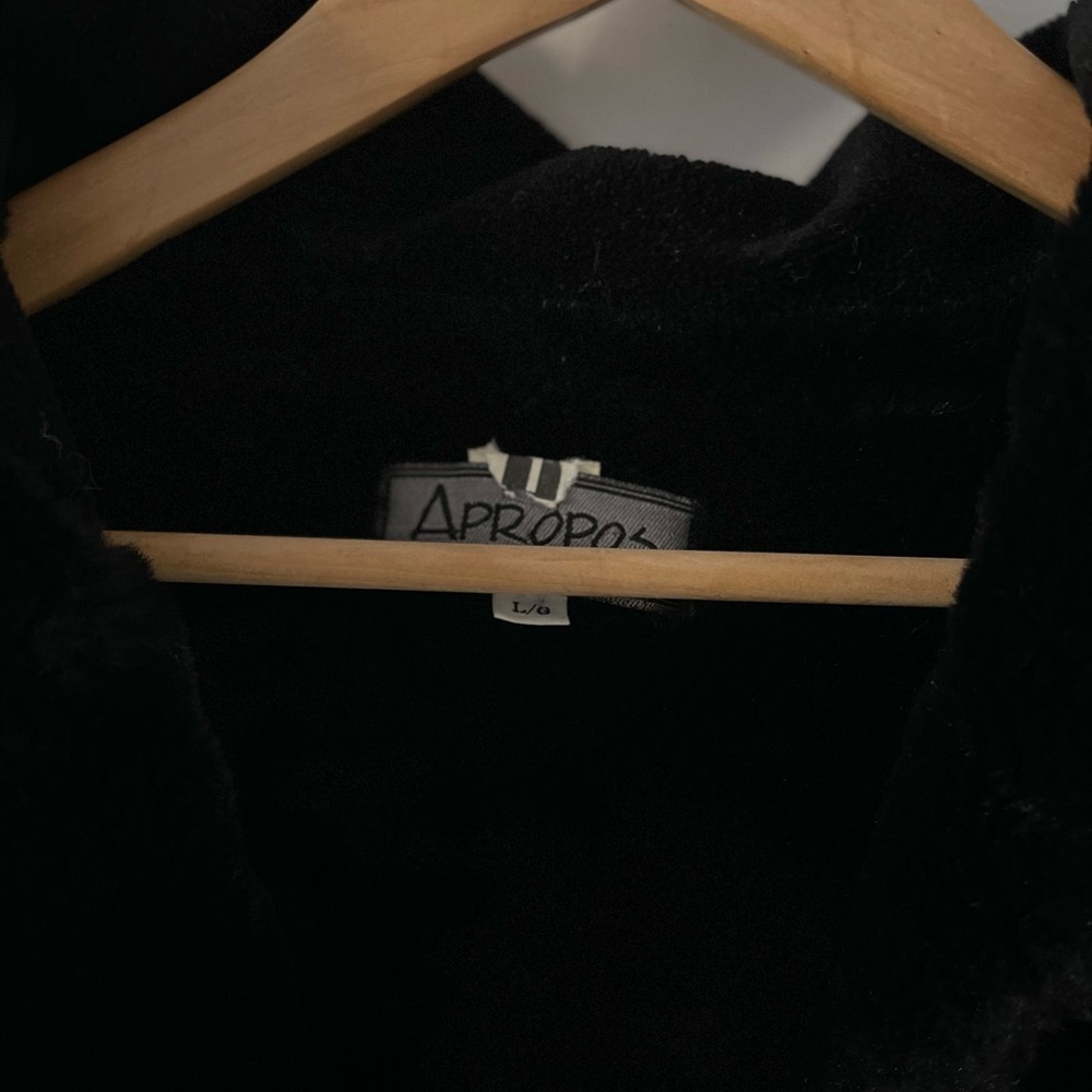 Vintage Black Hooded Faux Fur Button Down Coat - size L - Picture 6 of 6